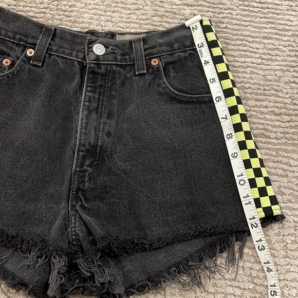 Levi’s 501 High-Rise Denim Shorts - Picture 9 of 11
